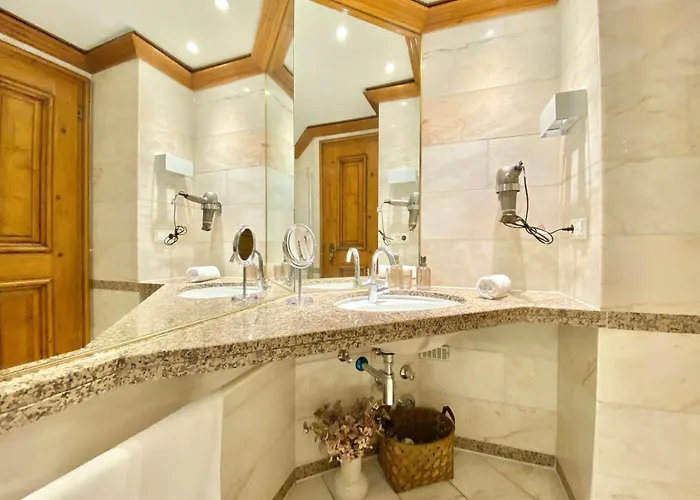 Appartamento Butler I Romantic 4two I Kueche I Balkon I Parken I Schlossblick *