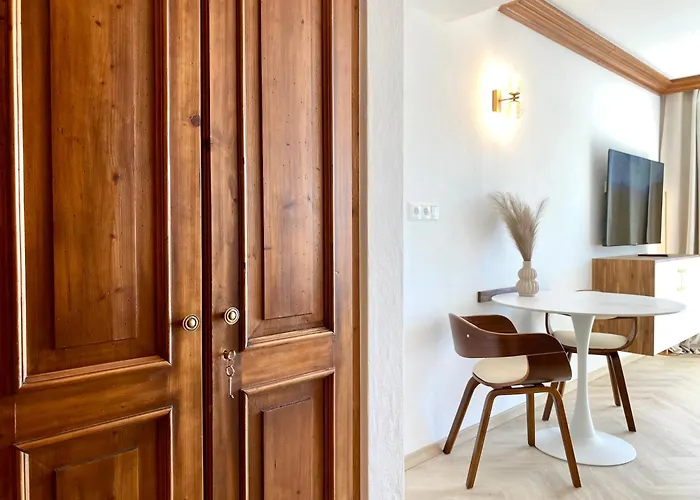 Butler I Romantic 4two I Kueche I Balkon I Parken I Schlossblick *